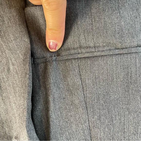 Burberry London single breasted 3 Button Double vent Classic Gray Blazer FLAWED - Picture 8 of 9